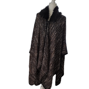 Steve Madden Black and Brown Knit Poncho with Faux Fur Collar OS EUC
